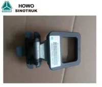 Original Sinotruk Howo Truck Cabin Parts Door Inner Handle WG1642340033